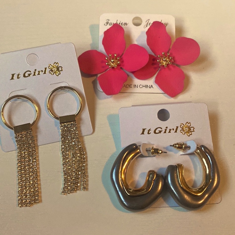✨NEW ✨ earring bundle